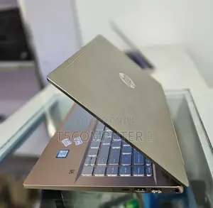 New Laptop HP Pavilion 10 8GB Intel Core I5 SSD 128GB