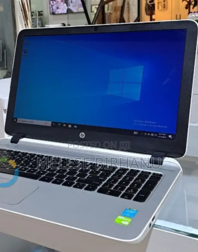 New Laptop HP Pavilion 15 8GB Intel Core I5 SSD 40GB