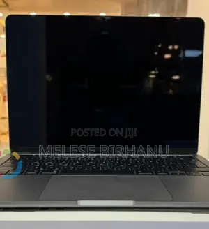 New Laptop Apple MacBook Air 2022 M2 8GB Intel Core I7 SSD 512GB