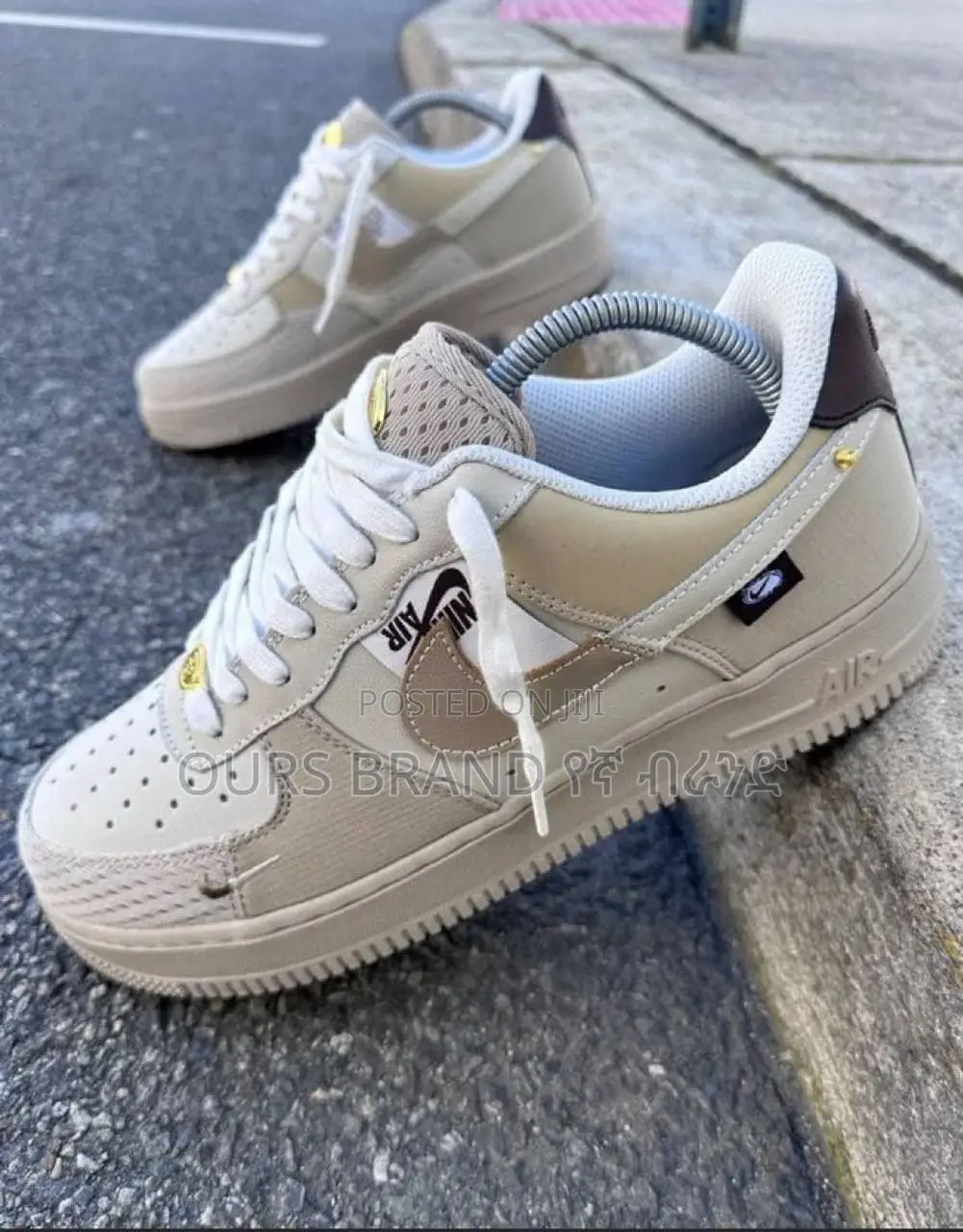 High Nike Air Force 1 Low Cut Shoes