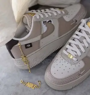High Nike Air Force 1 Low Cut Shoes