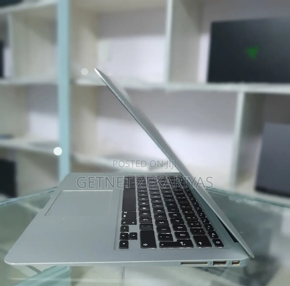 New Laptop Apple MacBook Air 2017 8GB Intel Core I5 SSD 128GB
