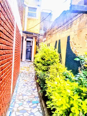 4bdrm House in Beautiful G+1, Bole for sale