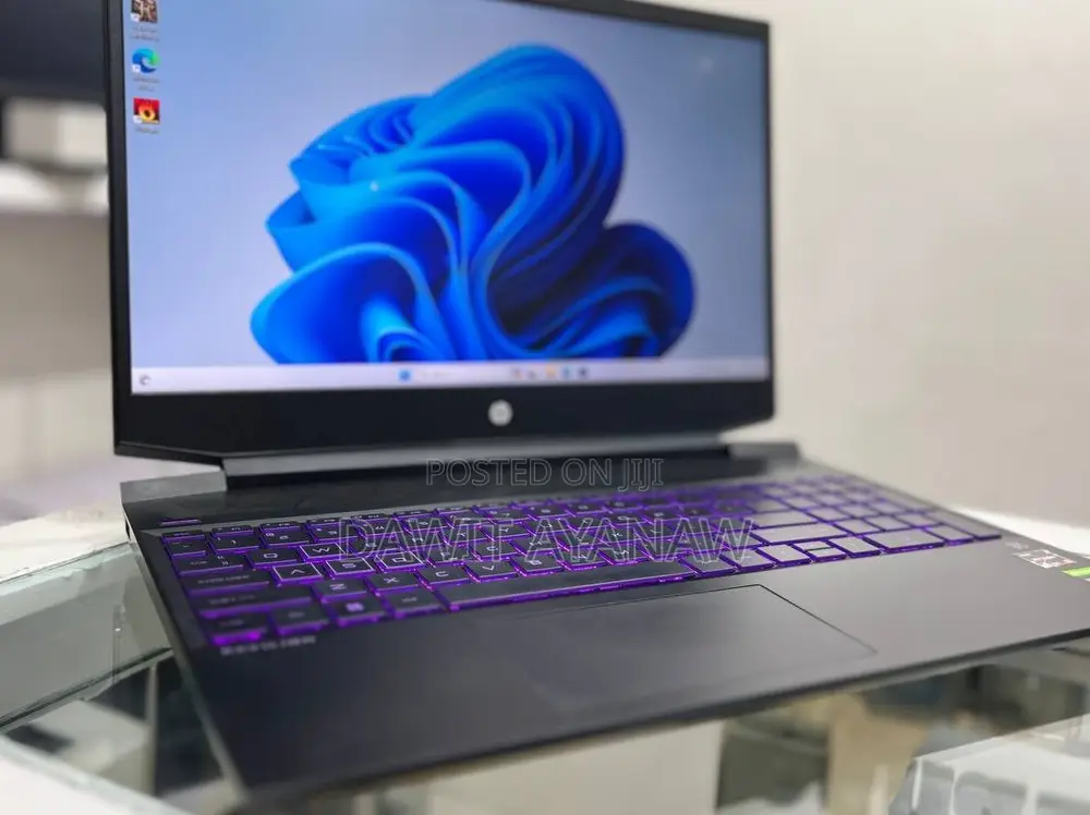 New Laptop HP Pavilion 15 8GB AMD Ryzen 5 SSD 512GB