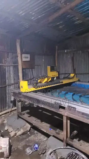 የሚሸጥ CNC Plasma Machine