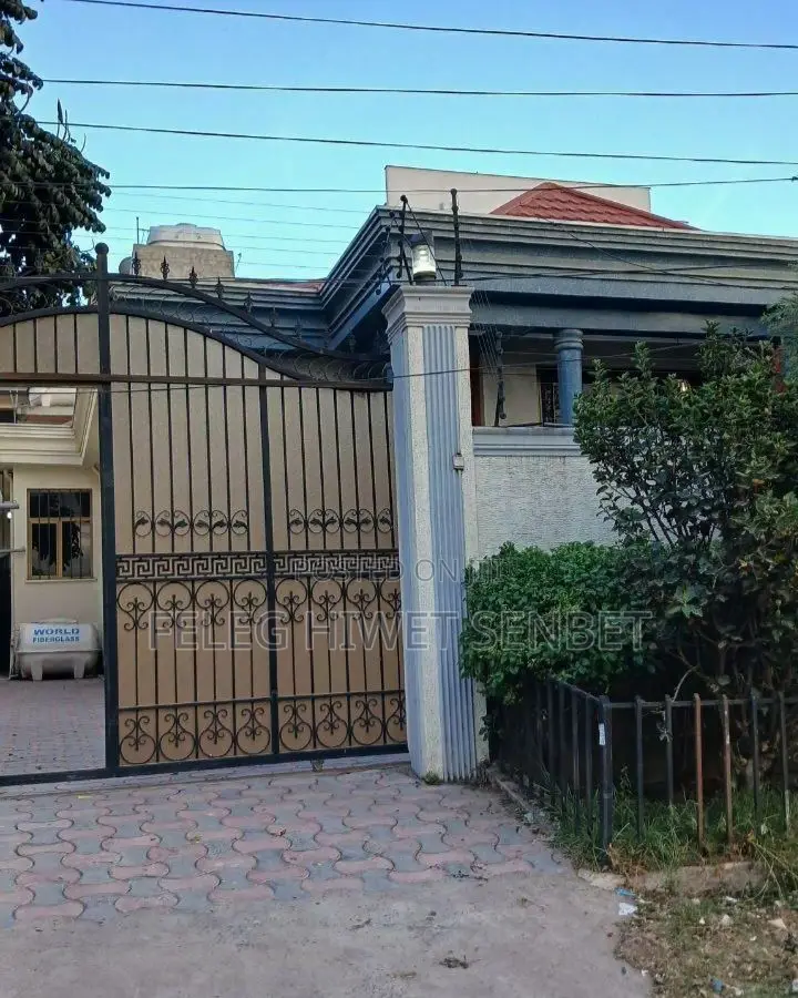 Furnished 5bdrm Villa in አአ, Bole for sale