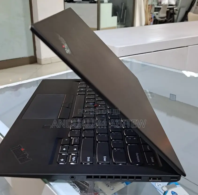 New Laptop Lenovo ThinkPad X1 Carbon 16GB Intel Core I7 SSD 512GB