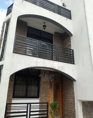 5bdrm House in መገናኛ አምቼ ቅንጡ መኖሪያ ቤት, Bole for sale