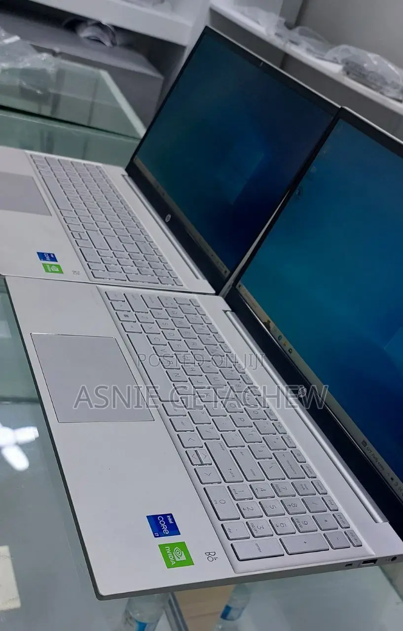 New Laptop HP Pavilion 15 16GB Intel Core I7 SSD 512GB