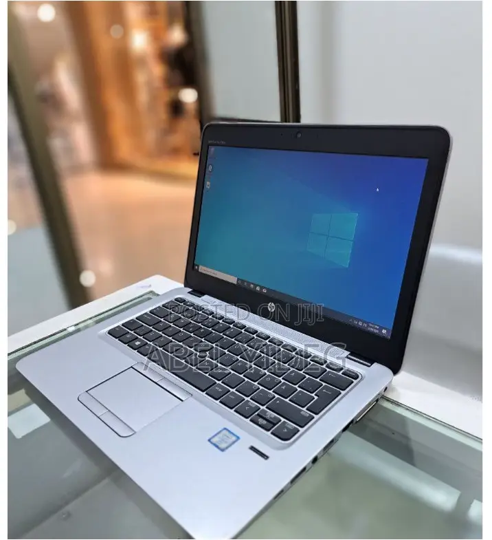 New Laptop HP EliteBook 820 G3 8GB Intel Core I5 HDD 1T
