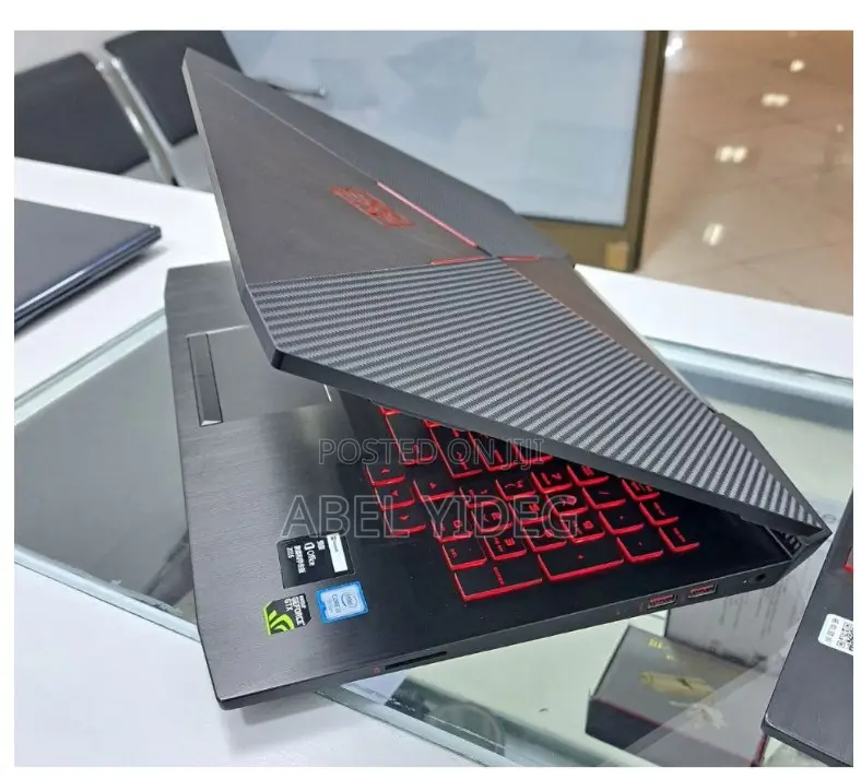 New Laptop HP Omen X 8GB Intel Core I5 HDD+SSD 1T