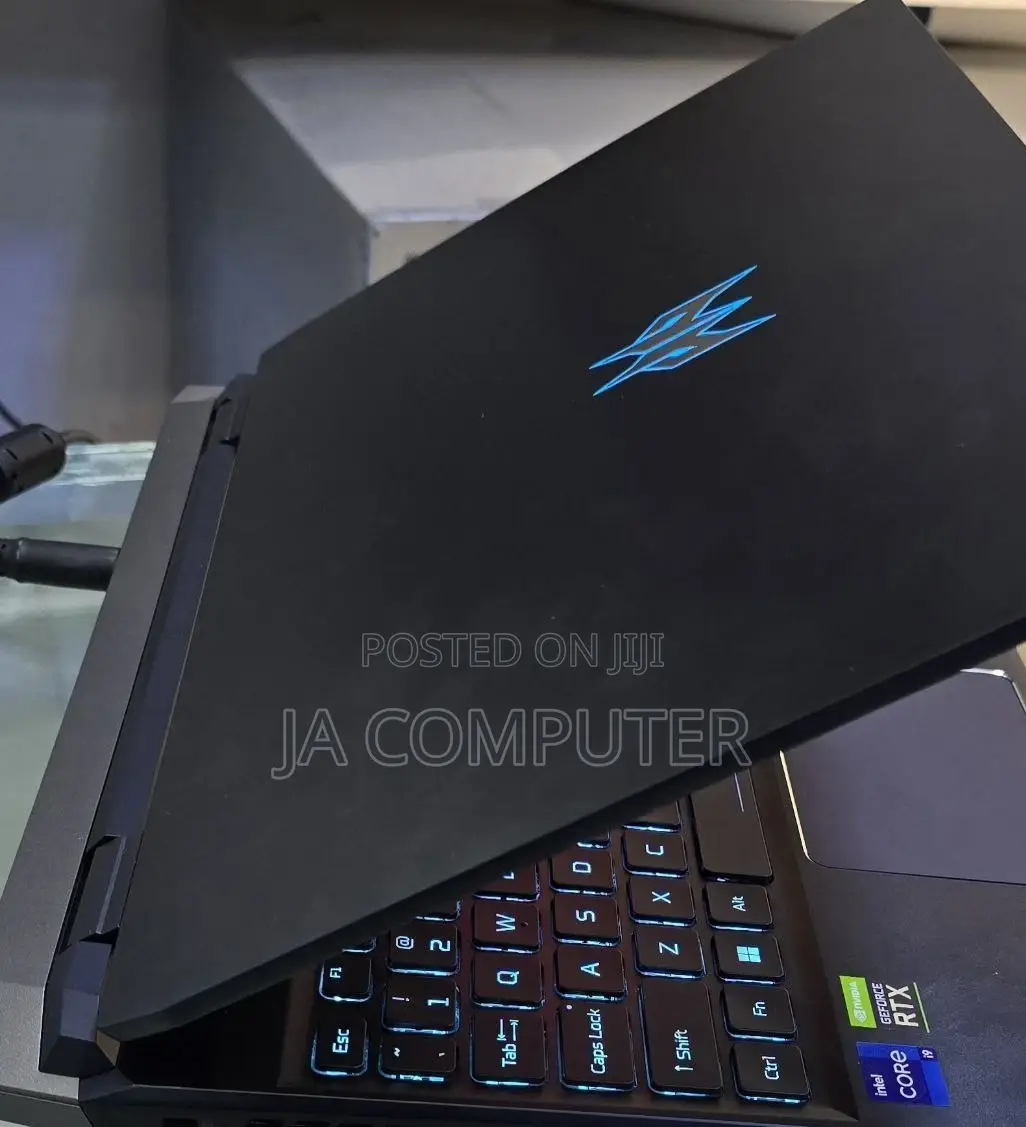 New Laptop Acer Predator Helios 300 16GB Intel Core I9 SSD 1T