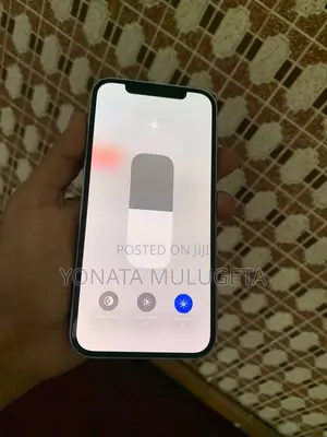 Apple iPhone 12 64 GB