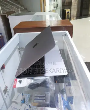 New Laptop Apple MacBook Air 2020 M1 8GB Apple M1 SSD 256GB