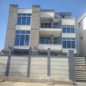 8bdrm House in Addis Abeba, Bole for sale