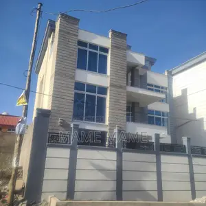 8bdrm House in Addis Abeba, Bole for sale