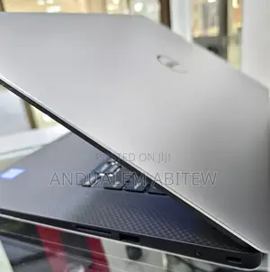 New Laptop Dell XPS 15 16GB Intel Core I5 SSD 512GB