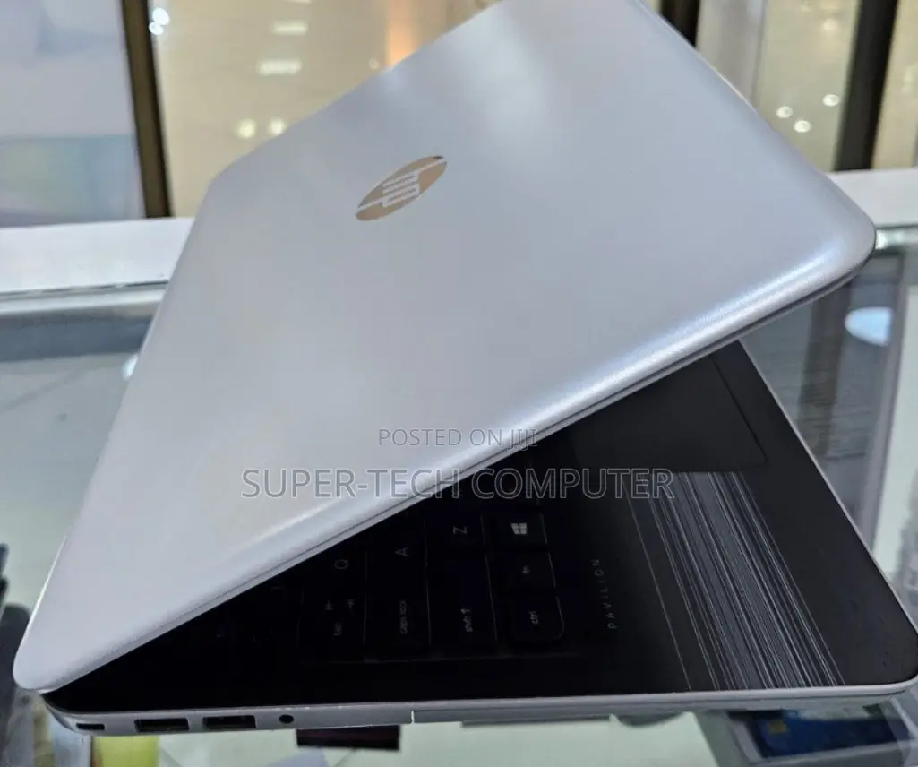 New Laptop HP Pavilion 15 8GB Intel Core I5 SSD 512GB