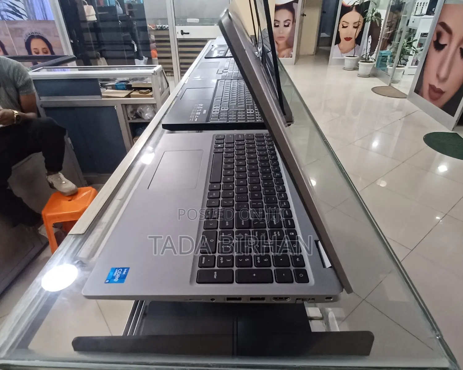 New Laptop Dell XPS 15 16GB Intel Core i7 SSD 512GB