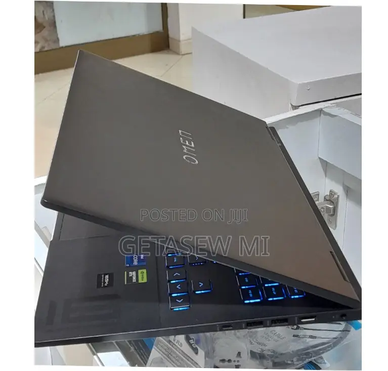 New Laptop HP Omen 16 16GB Intel Core I7 SSD 512GB