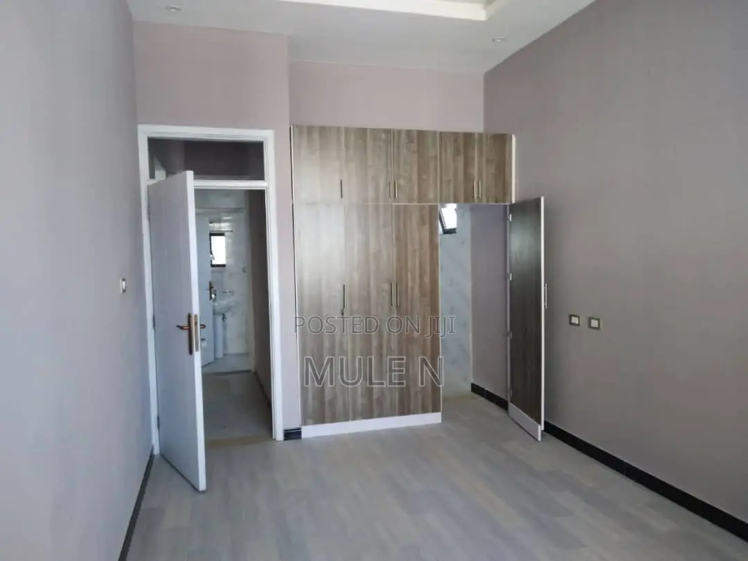 Furnished 3bdrm Villa in Ayat Hayile Real, Yeka for sale