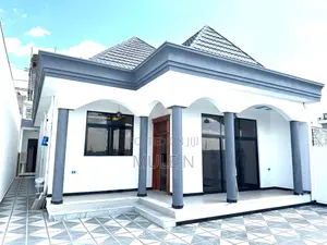Furnished 3bdrm Villa in Ayat 49, Yeka for sale