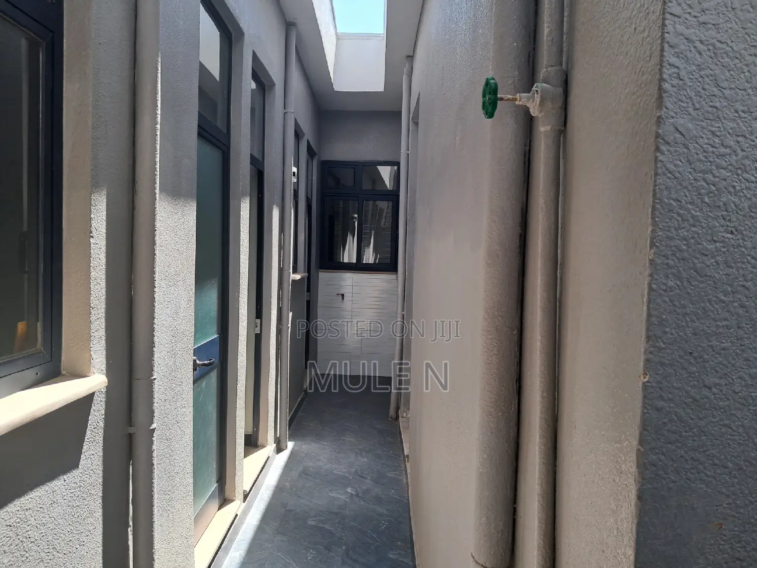 Furnished 3bdrm Villa in Figga Lideta, Bole for sale