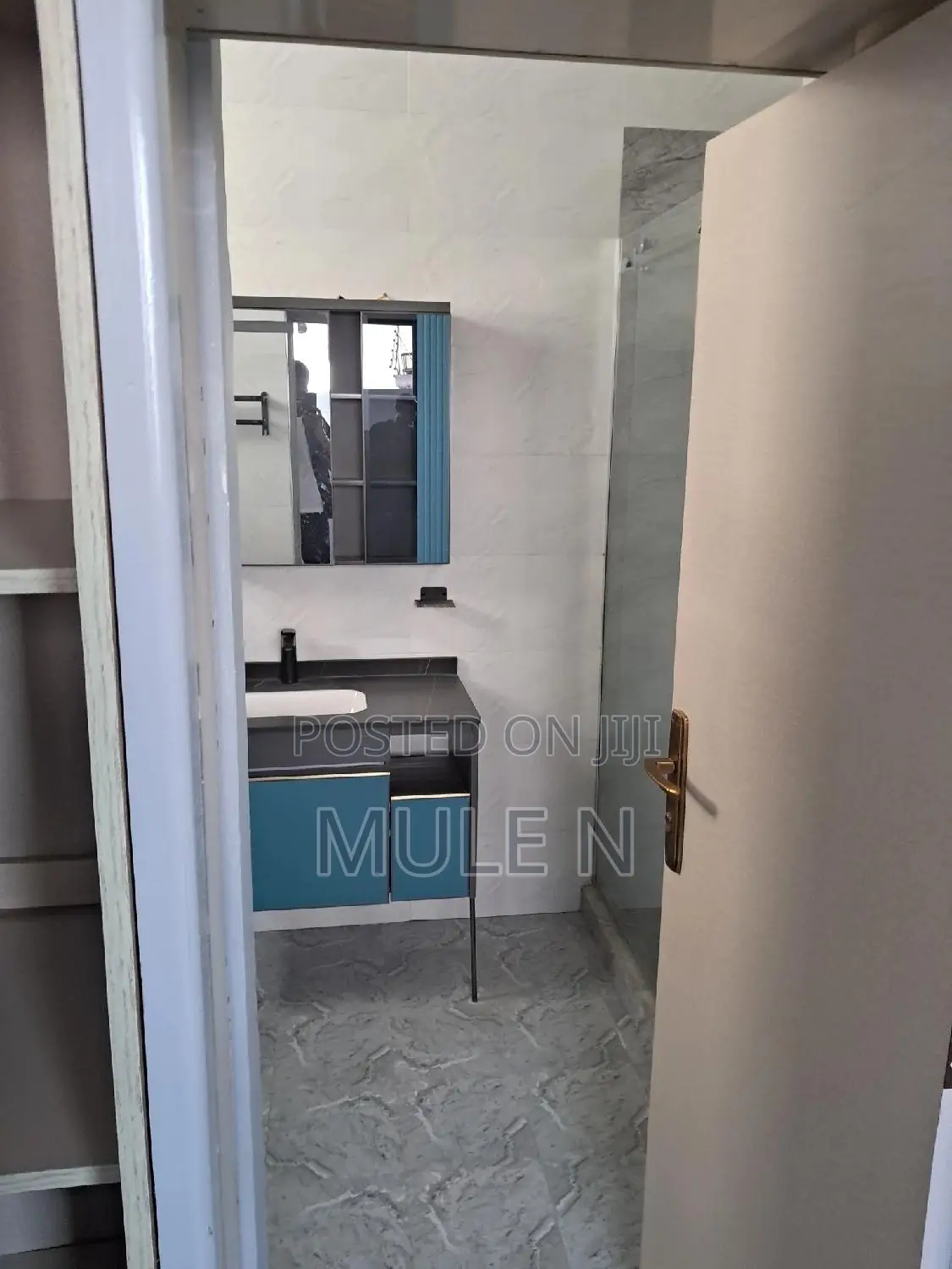 Furnished 3bdrm Villa in Figga Lideta, Bole for sale