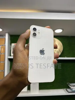Apple iPhone 12 64 GB White