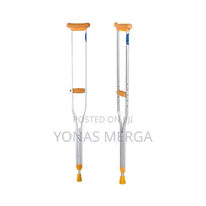 Crutches: Easy to Adjust Height(9 Adjustable Buttons)