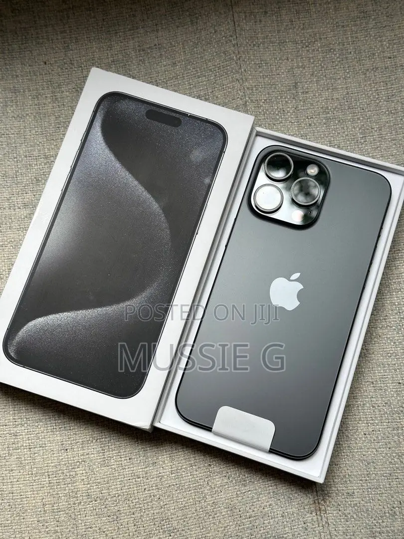 New Apple iPhone 15 Pro Max 256 GB Black