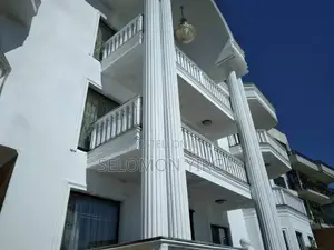 4bdrm House in Adis Abba, Bole for sale