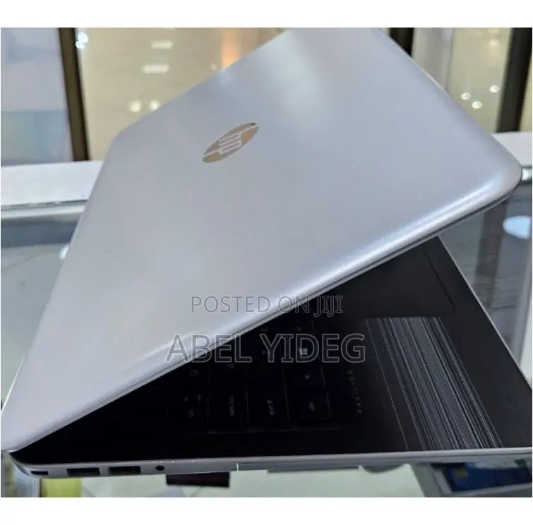 New Laptop HP Pavilion 15 8GB Intel Core I5 SSD 512GB