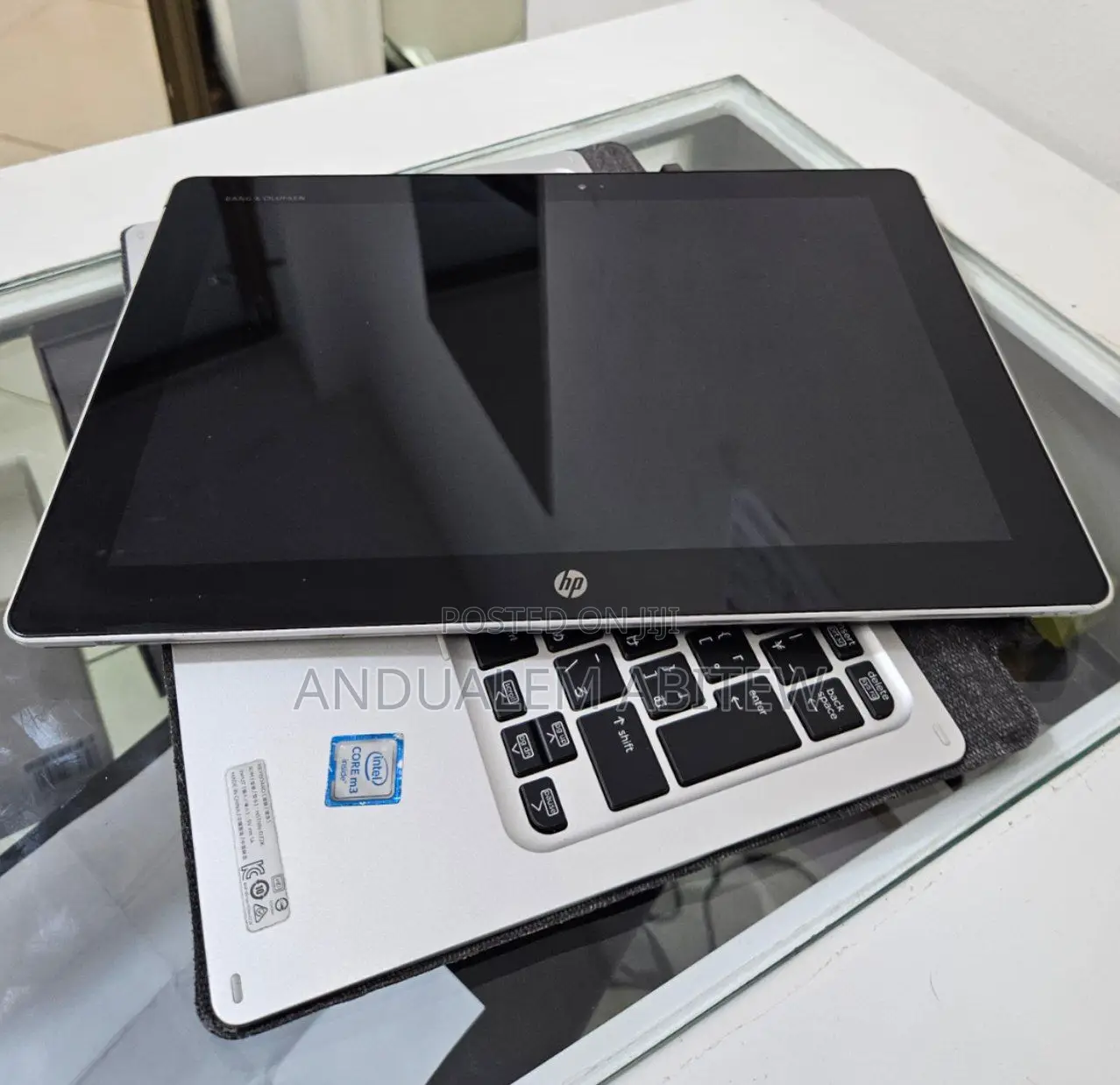 New Laptop HP Elite X2 1012 G2 4GB Intel Core I3 SSD 128GB