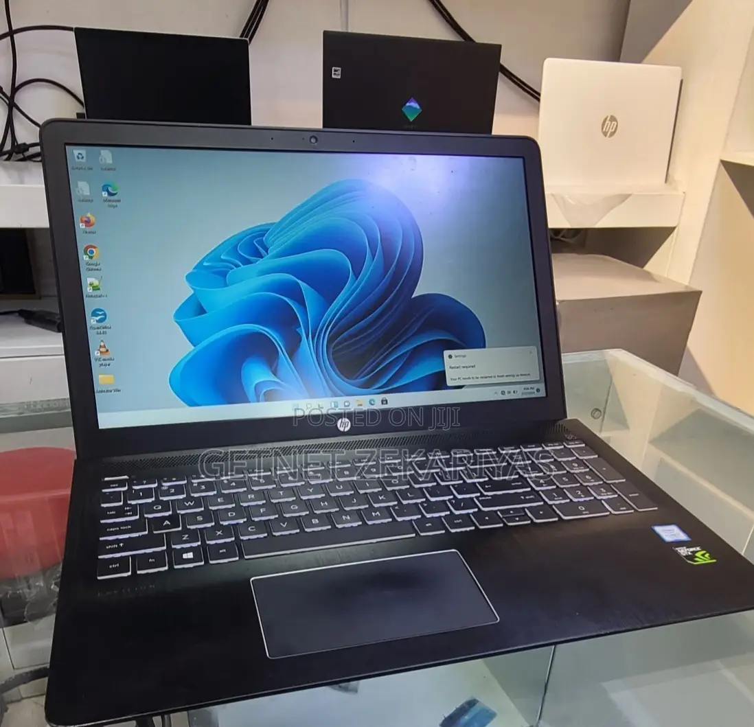 New Laptop HP Pavilion 15 16GB Intel Core I7 SSD 256GB