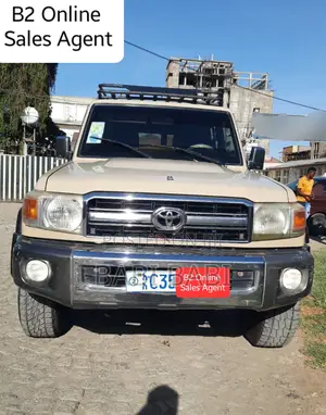 Toyota Land Cruiser 2021 Gold