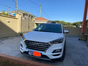 Hyundai Tucson 2020 White