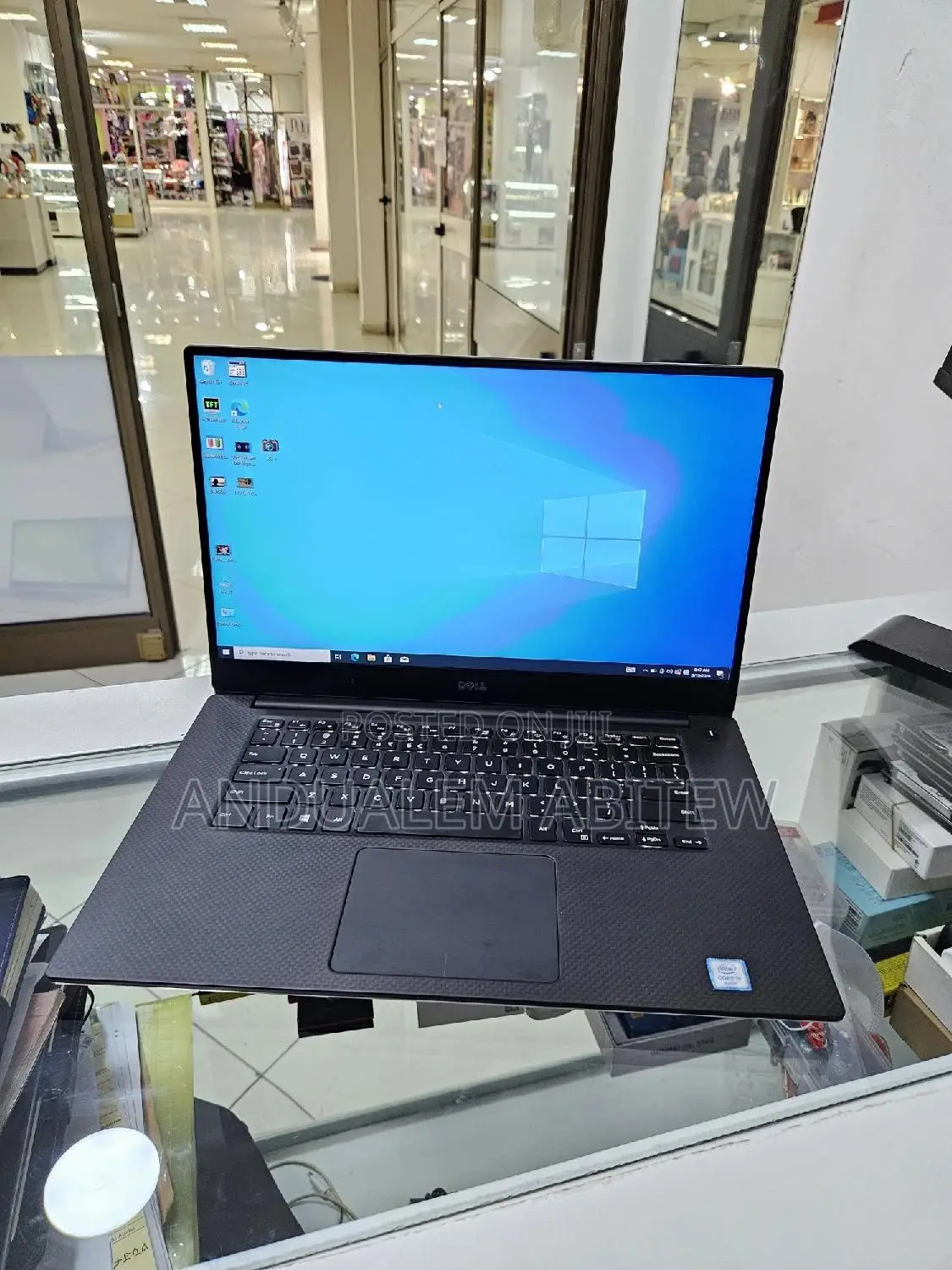New Laptop Dell XPS 15 16GB Intel Core I7 SSD 512GB