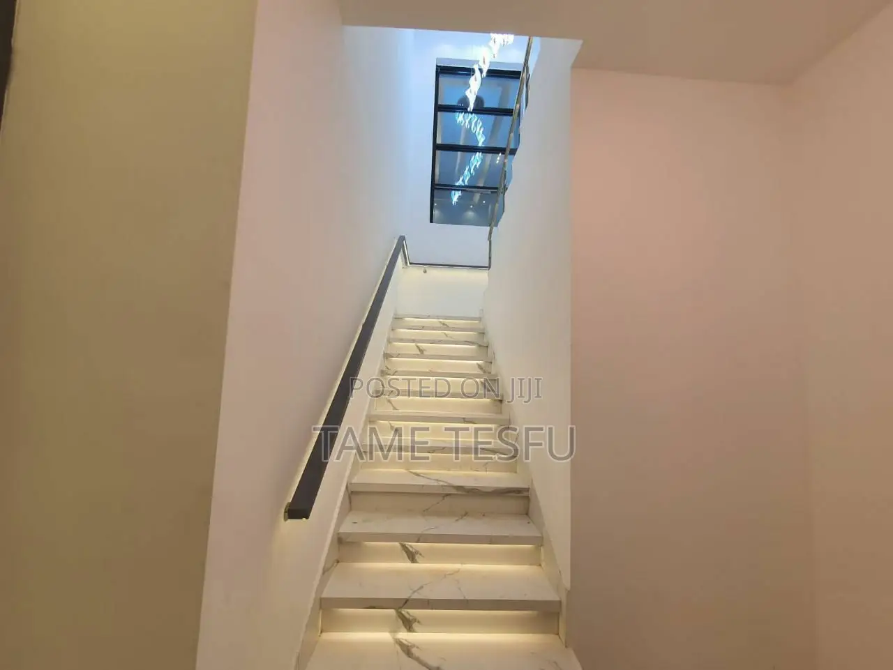 Furnished 8bdrm House in Hayat, Bole for sale