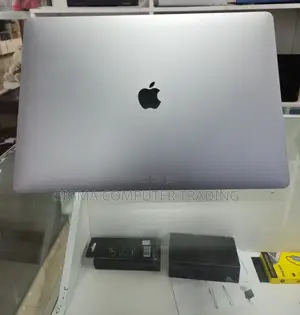 New Laptop Apple MacBook Pro 2019 32GB Intel Core I7 SSD 512GB