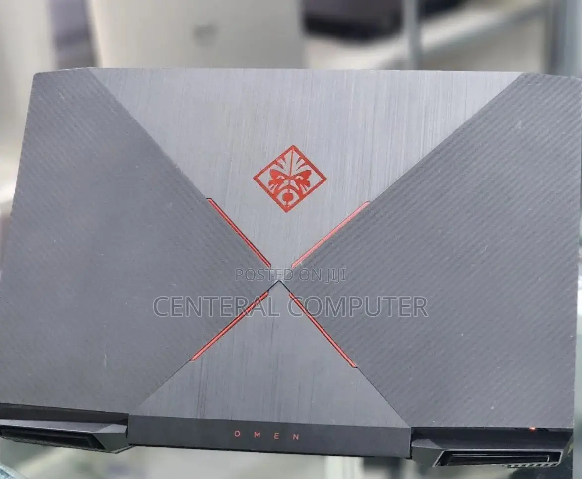 New Laptop HP Omen X 17t 16GB Intel Core I7 SSD 512GB