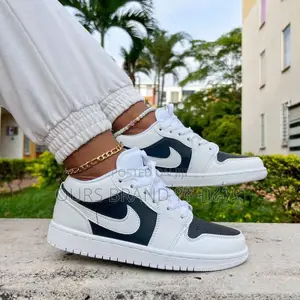 High Master Quality Jordan 1 Low Reverse Panda Shoes