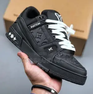 High Master Quality Louis Vuitton Trainer's Low Cut Shoes