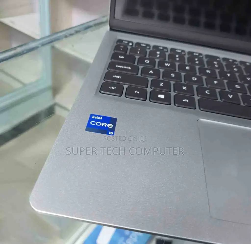 New Laptop Dell Inspiron 15 16GB Intel Core I5 SSD 512GB