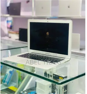 Laptop Apple MacBook Pro 2017 8GB Intel Core I5 SSD 128GB