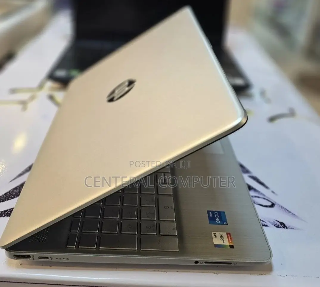 New Laptop HP Envy X360 13z 32GB Intel Core I7 SSD 1T