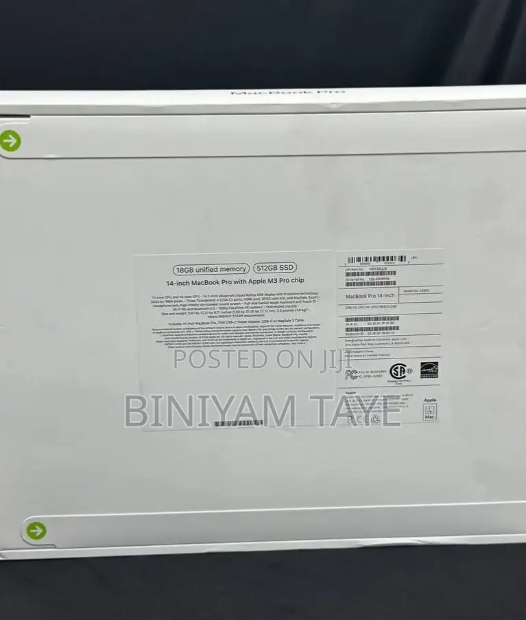 New Laptop Apple MacBook Pro 18GB Apple M3 Pro SSD 512GB