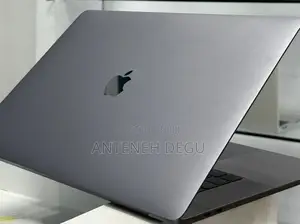 New Laptop Apple MacBook 2016 16GB Intel Core I7 SSD 512GB