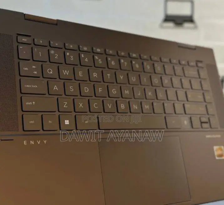 New Laptop HP Envy X360 16GB AMD Ryzen 5 SSD 512GB