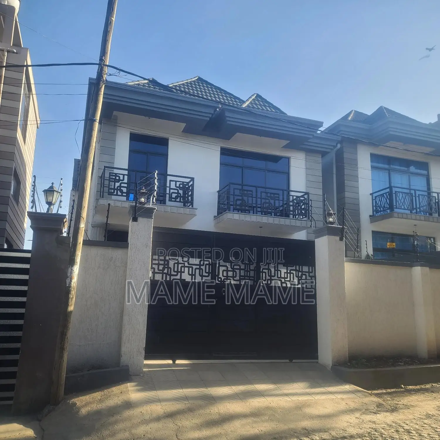5bdrm House in Addis Abeba, Bole for sale